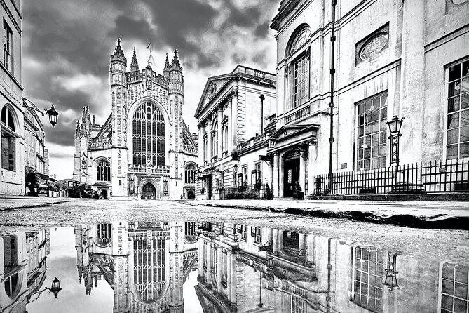 Private Smartphone photography Walking Tour Around Bath - What $54.97 buys you