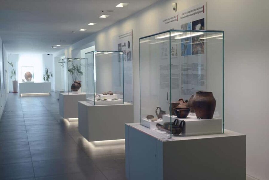 R. Calabria: National Archaeological Museum & App audioguide - Moving from prehistoric objects to the Roman era