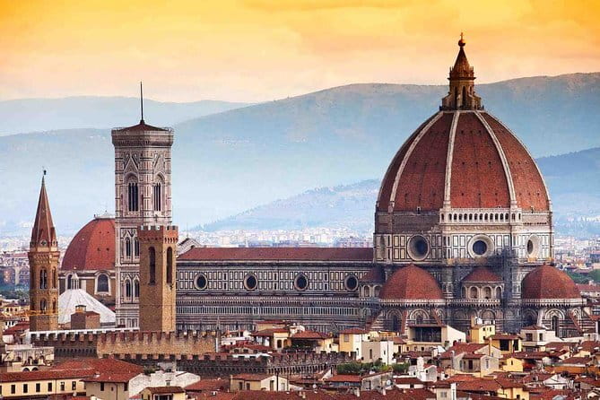 Renaissance & Medieval Florence Guided Walking Tour plus mobile App - What the guides do well, and where the format can falter