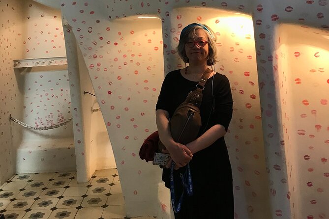 Reserved Entrance to Casa Batlló with Audio Guide in Barcelona - The Dragon Staircase and the climb upstairs