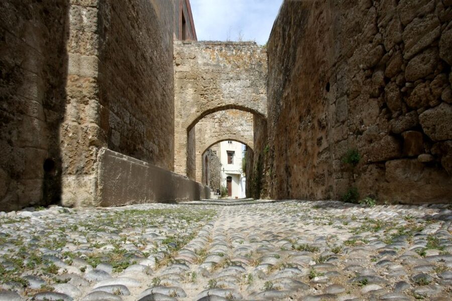 Rhodes: Palace of Grand Master Ticket & Rhodes SG audio tour - Why the Palace of the Grand Master matters