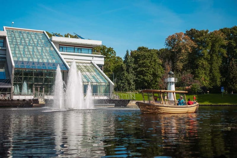 Riga: Canal Boat Sightseeing Tour With Audio guide - Key points at a glance