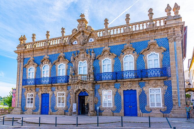 Roman Heritage of Braga: Self-Guided Puzzle Adventure - From Andrade Corvo Street to Rua da Violinha
