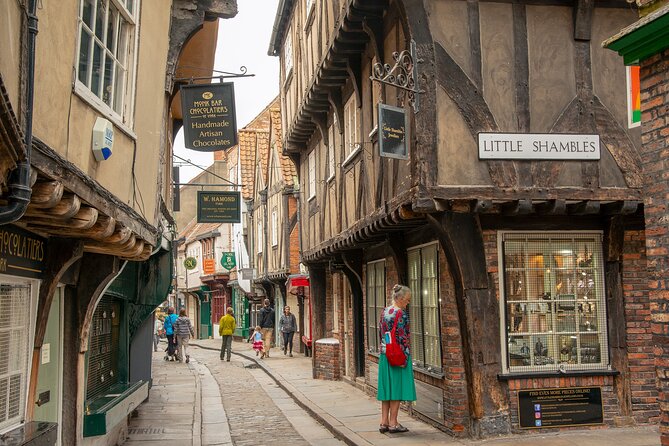Romans, Vikings and Medieval York: An Audio Tour - Merchant Adventurers’ Hall and the world of trade