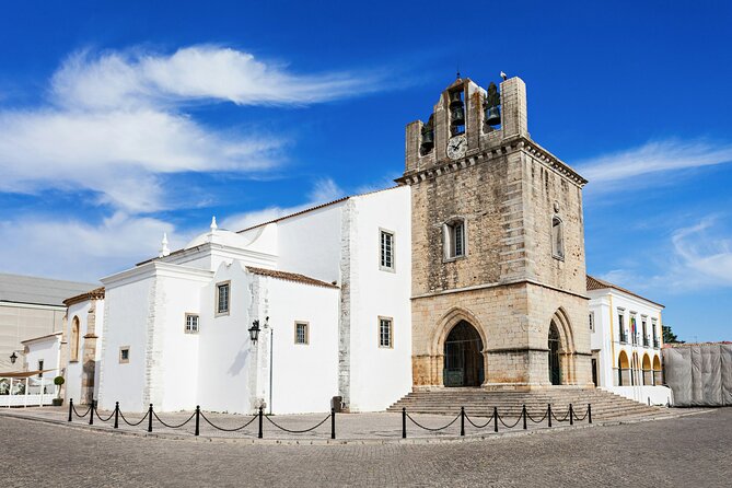 Romantic Faro: Whisper of Love Exploration Game and Tour - Praia de Faro, the waterfront, and sunset