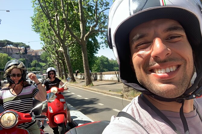 Rome by Vespa – Vespa Tour with Local Guide Francesco - Janiculum Hill and the Fontanone