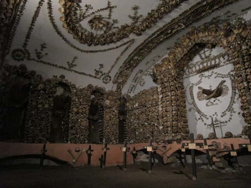 Rome: Capuchin Crypts Guided Tour with Audio Guide Option - Why the Capuchin Crypts feel different from Rome’s grand monuments