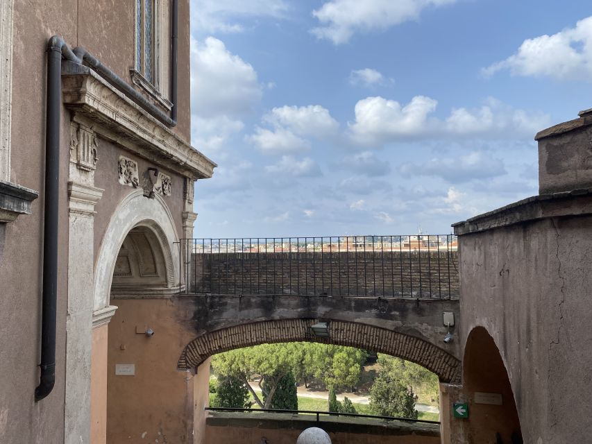 Rome: Castel Sant'Angelo Entry Ticket & Digital Audioguide - Who should book this experience?