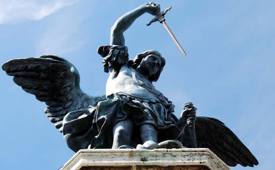 Rome: Castel Sant’Angelo Ticket & Audio Guide - Entering at Lungotevere Castello, 50
