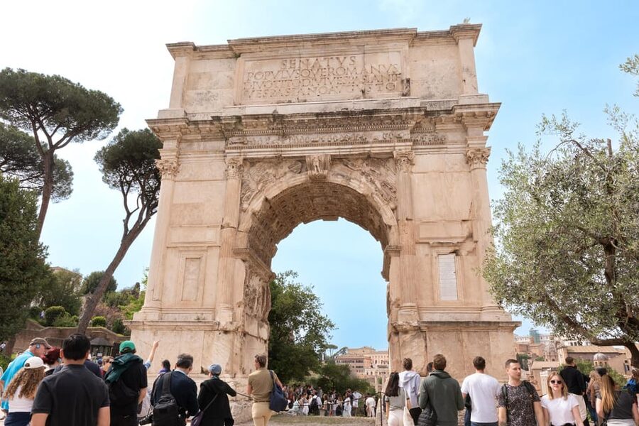 Rome: Colosseum and Roman Forum Access with Audio Guide App - Walking the Roman Forum and Via Sacra