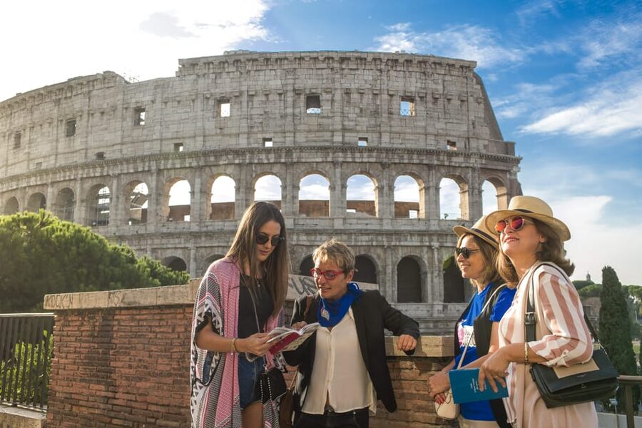 Rome: Colosseum Experience with Host and Audio Guide - Palatine Hill adds the best city views