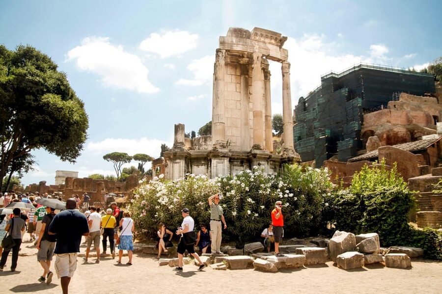 Rome: Colosseum, Forum, Palatine Hill Entry & Audioguide App - Why this three-site ticket works well in Rome