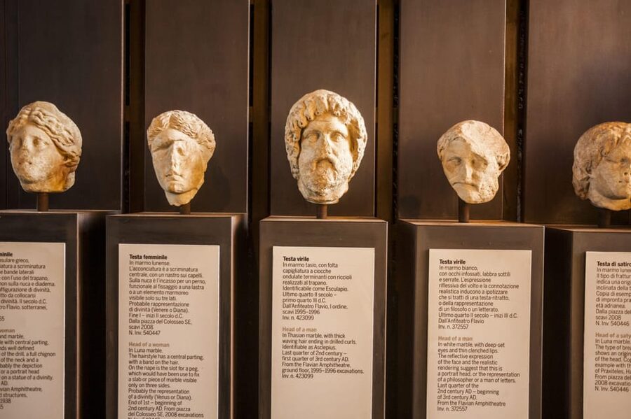 Rome: Colosseum, Forum, Palatine Hill Entry & Audioguide App - Entering the Colosseum at your reserved time