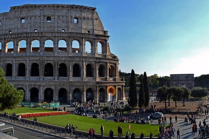 Rome: Colosseum, Forum, & Palatine Hill with Audio Guide - Walking through the Roman Forum