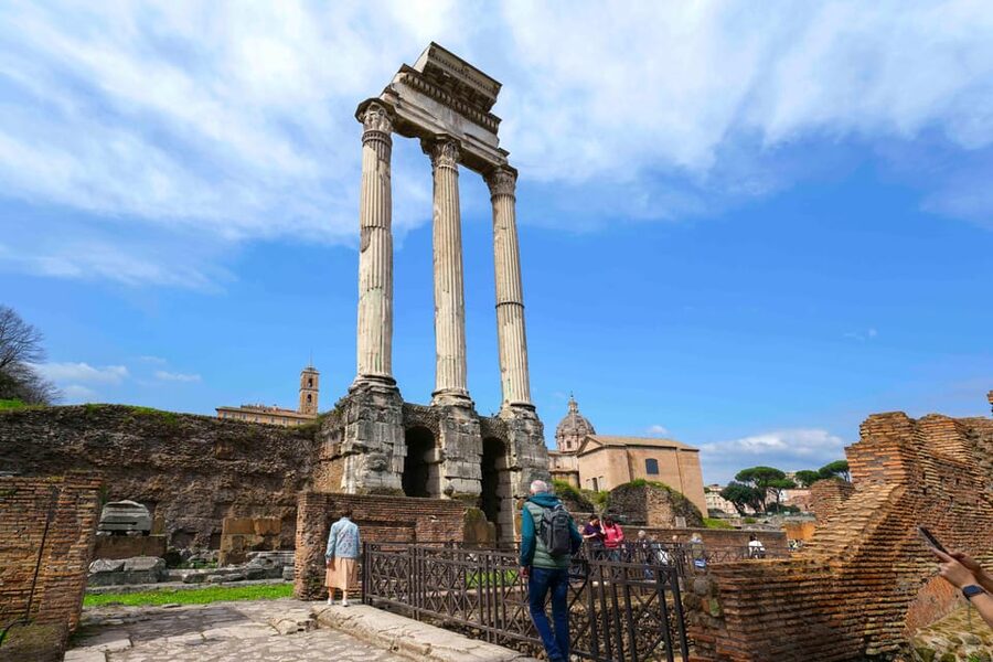 Rome: Colosseum & Forum with Audio Guide App -Optional Arena - Should you book this Colosseum experience?
