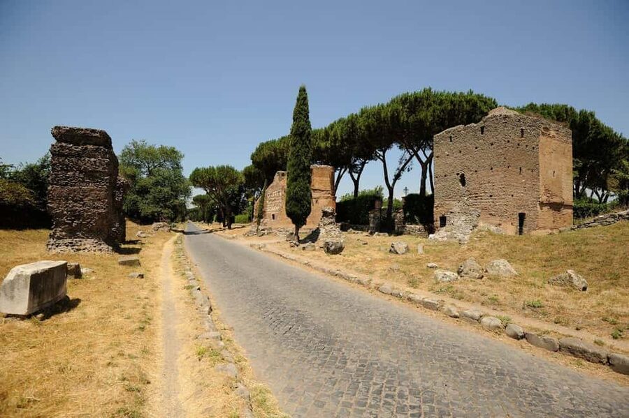 Rome: Guided Catacombs Tour & Capuchin Crypt (Audio Guide) - Starting at Piazza d’Aracoeli