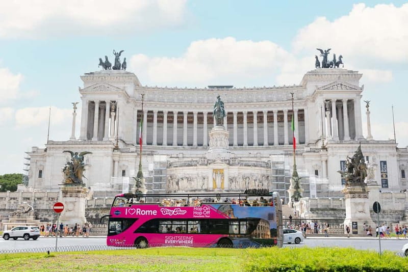 Rome: Hop-on Hop-off Sightseeing Bus Tour with Audioguide - Why this bus works well for a first look at Rome