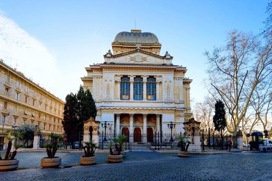 Rome: Jewish Museum and Tempio Maggiore Entry with Audio - Seven rooms built around the former Ghetto