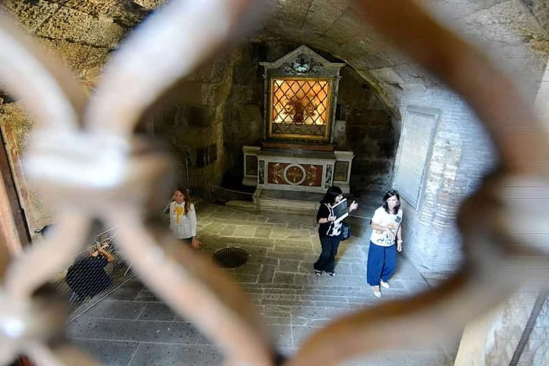 Rome: Mamertine Prison, Colosseum Experience, & Audio Guide - Mamertine Prison gives this visit a different starting point