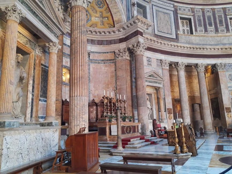 Rome: Pantheon Priority Entry Ticket & Interactive App - Extending the visit to Navona, Trevi, and Spanish Steps