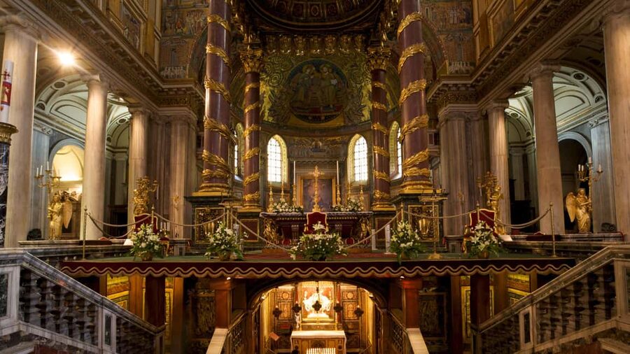 Rome: Santa Maria Maggiore – Visit with Audio Guide and Reserved Access - Visiting Pope Francis’ tomb