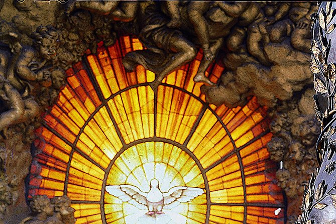 Rome: St Peter's Basilica and Papal Tombs Audio Guide - The one-hour route inside the basilica