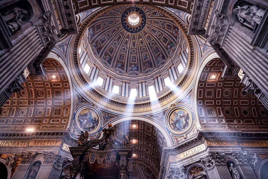 Rome: St.Peter's Basilica Audio Guide with Dome Tickets - Meeting the Host Near St. Peter’s Square