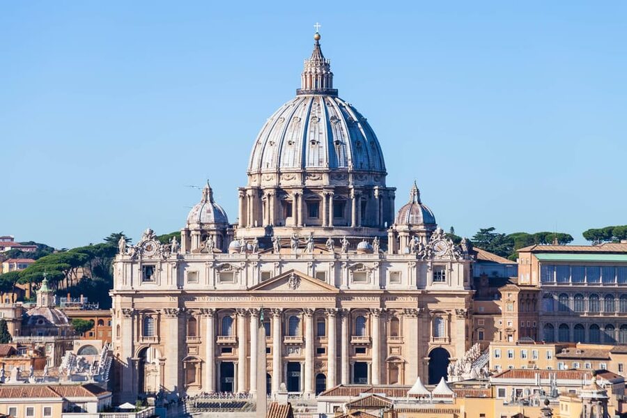 Rome: St.Peter's Basilica Audio Guide with Dome Tickets - The Basilica Rewards a Slower Look