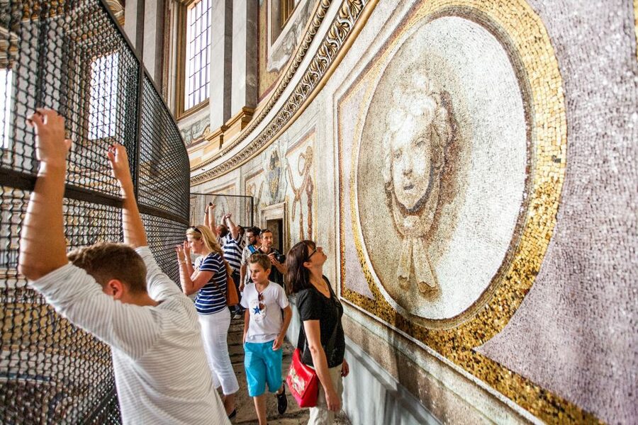 Rome: St. Peter's Basilica & Dome Entry Ticket & Audio Tour - Inside St. Peter’s Basilica