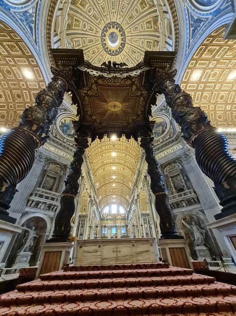 Rome: St. Peter's Basilica Entry Ticket and AudioGuide - St. Peter’s Square and the First Look Inside