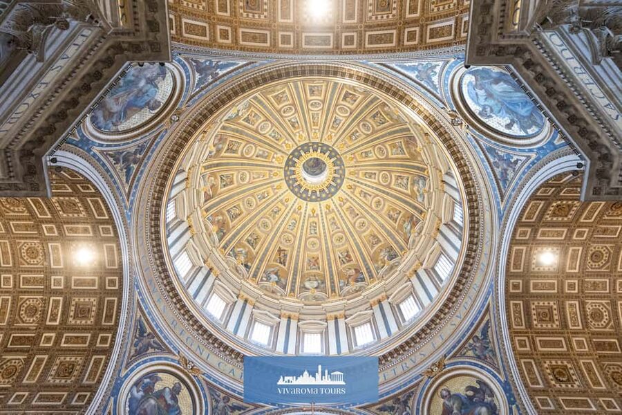 Rome:St. Peter's Basilica Hosted Entry + Official Audioguide - Who should choose this one-hour visit