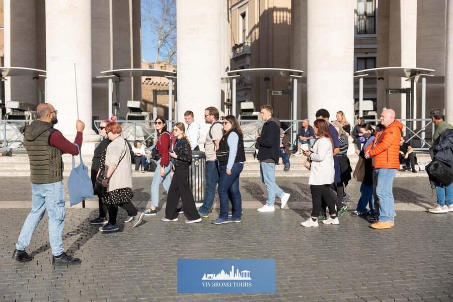 Rome:St. Peter's Basilica Hosted Entry + Official Audioguide - A practical plan for your visit