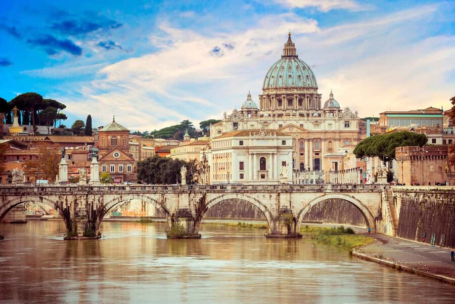 Rome: Vatican Museums & Sistine Chapel Entry with Audio App - Small details that make the visit easier