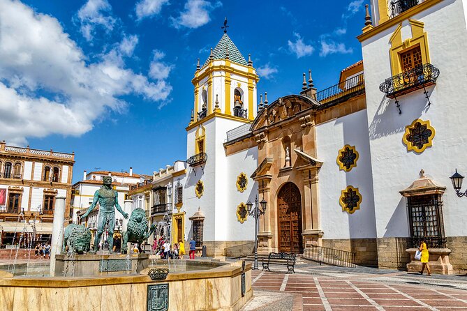 Ronda Old Town Walking Tour with Audioguide on Your Smartphone - Plaza de España and the Royal Cavalry Bullring
