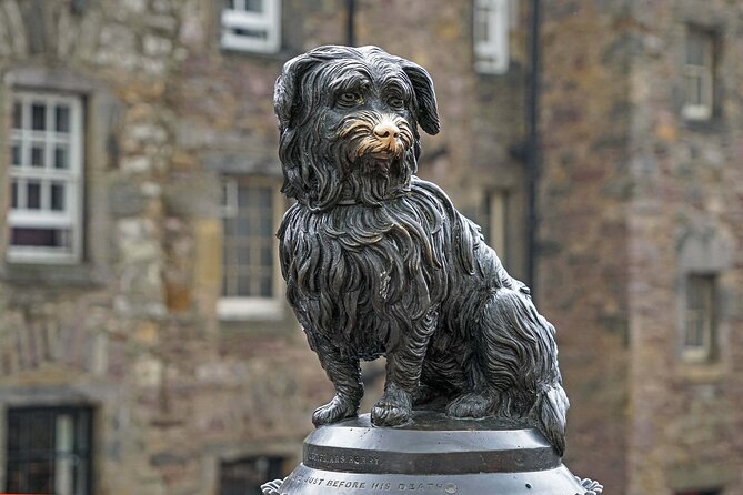 Royal Mile, Edinburgh Walking Tour with Audioguide - John Knox’s House and the narrow closes
