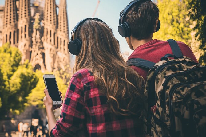 Sagrada Familia External Audio Tour - The 3 Iconic Facades - Smartphone setup, languages, and timing