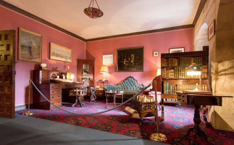 Salamanca: Monterrey Palace Audio-Guided Tour - Choosing the kitchens and servants’ quarters