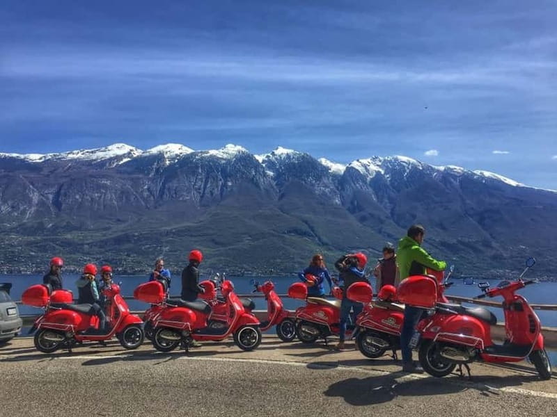 Salò: Lake Garda self-guided Vespa tour - Lunch at a family-run restaurant