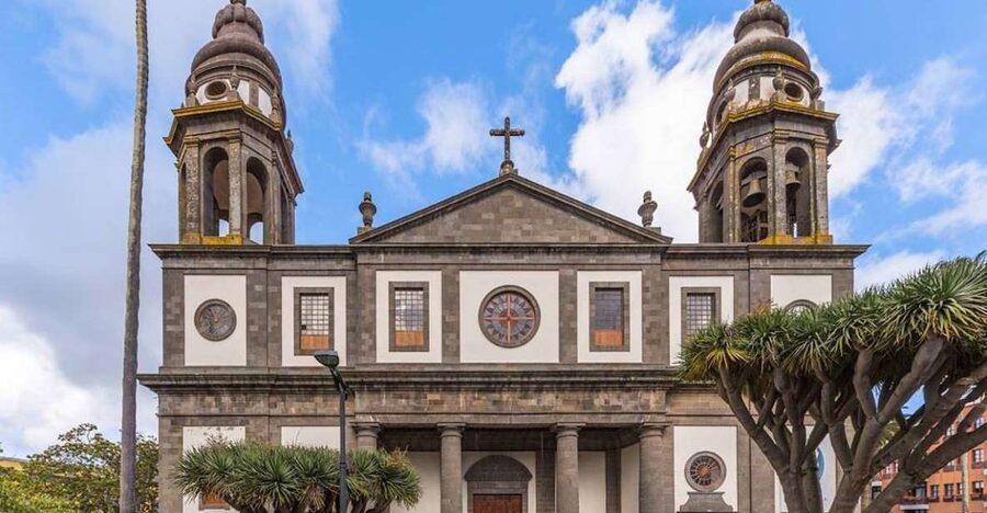 San Cristobal de La Laguna : Cathedral ticket w/ audioguide - Start with the surviving neoclassical facade