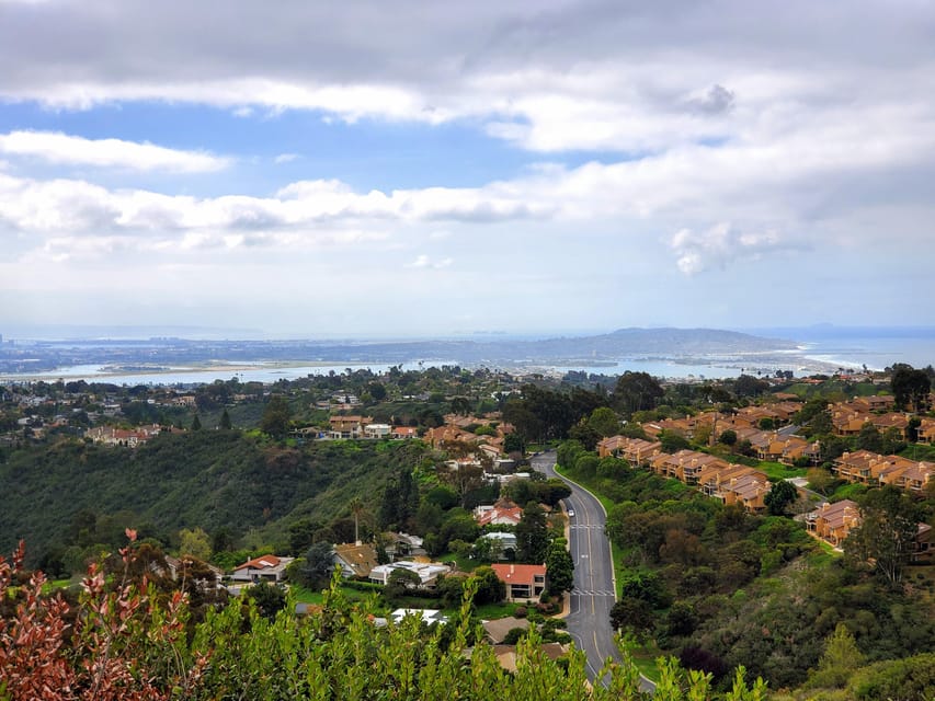 San Diego: Beaches & Bluffs Self-Guided Driving Tour - Who should book this experience