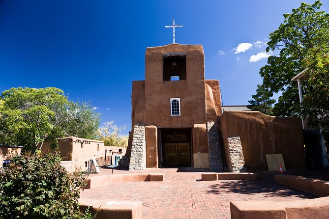 Santa Fe Historic Downtown Smart Phone Audio App Self Guided GPS Walking Tour - Art, Georgia O’Keeffe, and local creative life