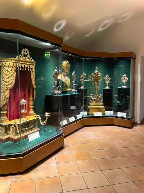 Santa Maria Maggiore: Pope Francis Entry Ticket, Audio Guide - The Crypt of the Nativity and Papal Tombs