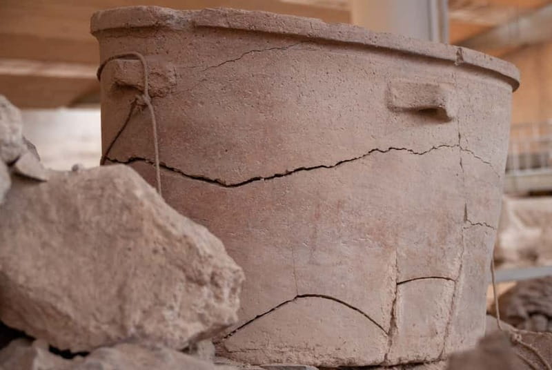 Santorini: Akrotiri Ticket with Optional Self-Guided Audios - Pairing Akrotiri with Fira’s prehistoric museum