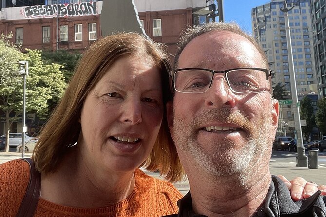 Seattle Downtown Quest: Self-Guided History Adventure - The Eyes on You stop and a less obvious clue