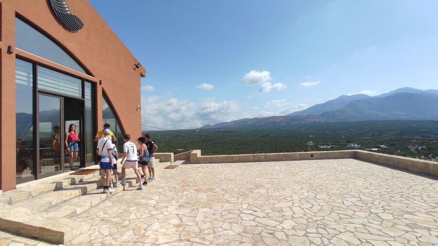 Self-Drive 4X4 Jeep Safari - South Crete Swimming & Canyons - BBQ lunch beside the coast