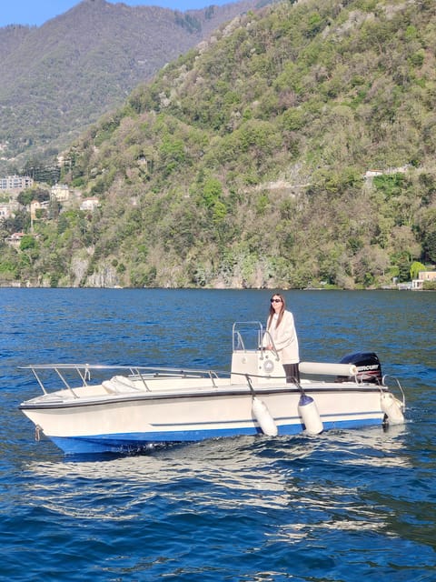 Self Drive Boat Lake Como (7pax): be a Captain, no License! - Key points at a glance