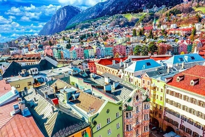 Self-Guided 1,5-hour Tour of Innsbruck: Exciting Stories, Photo Spots & Desserts - A flexible start at Innsbruck’s Marktplatz