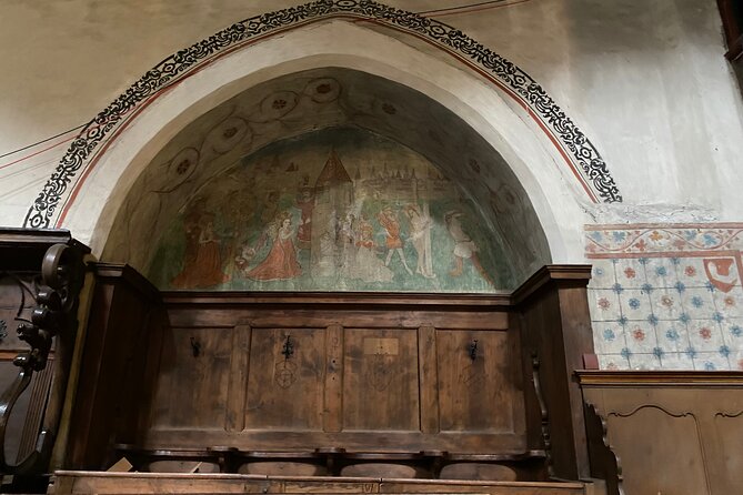 Self-Guided Audio City Tour in Bern - Bern Cathedral and its stained-glass details