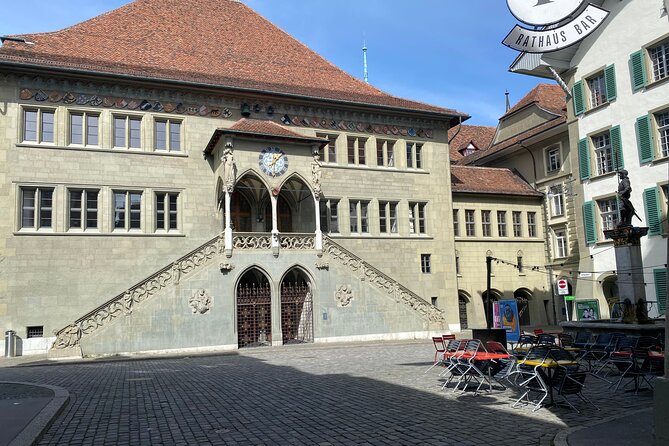 Self-Guided Audio City Tour in Bern - Fountains, guild houses, and the details above street level