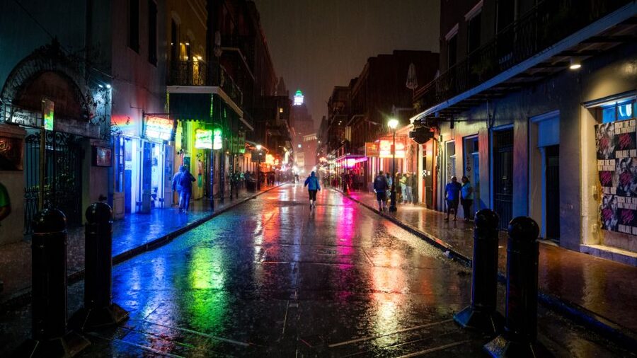 Self Guided Audio Ghost Tour in New Orleans in 6 Languages - Who will enjoy this most